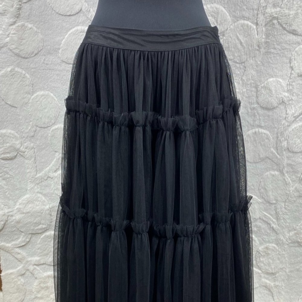 Reserved (Melissa)CHELSEA&VIOLET Ruffle Fluffy Tulle Skirt